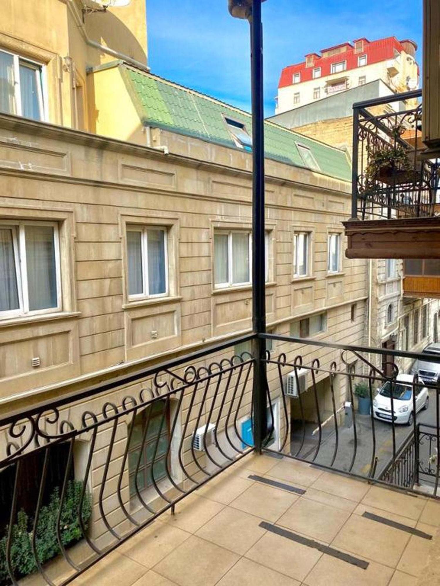 S T Hostel Formerly Sth Hostel Baku Exterior photo